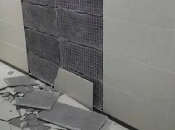 旬邑瓷砖空鼓维修公司分享下旬邑墙砖松动维修的知识